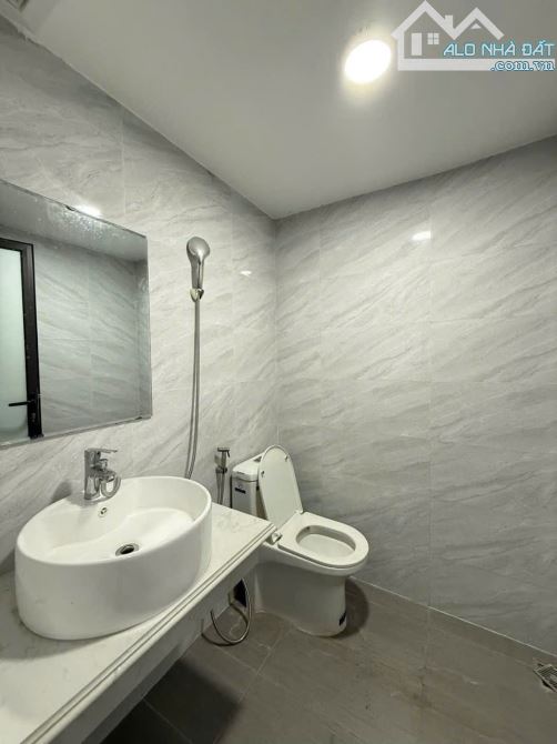 BÁN NHÀ  ĐỘI CẤN 80m - 4 TẦNG - MT 6,6m TT BA ĐÌNH 11,6 TỶ - 3