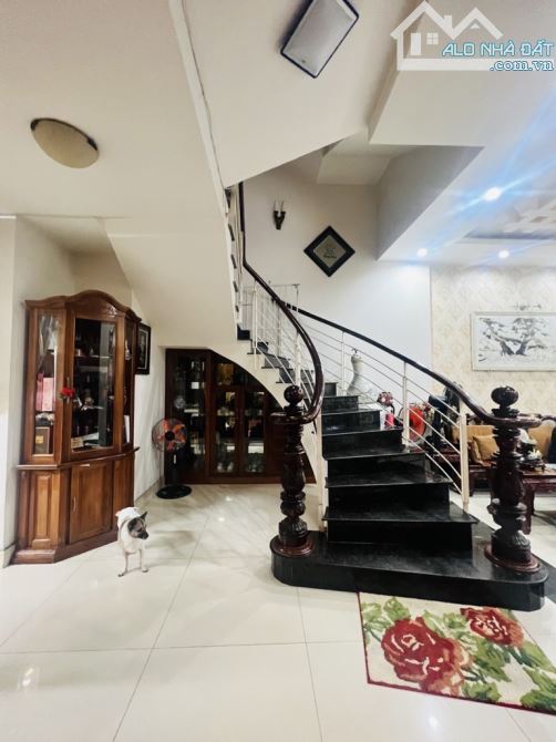 BIỆT THỰ VIP KHIỂU NĂNG TĨNH - KHU TÊN LỬA – 2 MẶT TIỀN TRƯỚC SAU – Ô TÔ THÔNG – 250M² – N - 3
