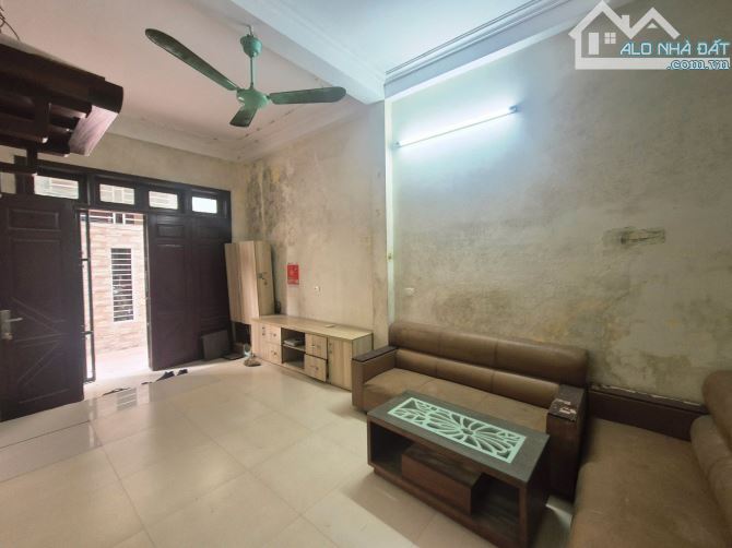 🏡 BÁN NHÀ PHÂN LÔ – KHU TẬP THỂ ĐẠI HỌC MỎ – 45.5M² – 3 TẦNG – GIÁ 8.2 TỶ - 3