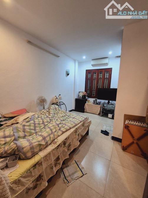 LÃNG YÊN HAI BÀ TRƯNG KHU PHÂN LÔ DÂN TRÍ Ô TÔ TRÁNH NHAU GARA 2 OTO 68M2 3 TẦNG 14,5 TỶ - 3