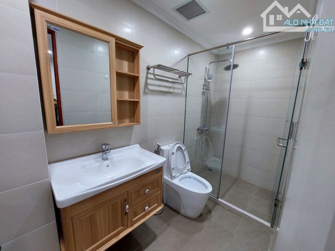 Bán toà CHDV Trần Thái Tông, 88m2*6T, ngõ nông, sát phố, 18P KK, dòng tiền 80 triệu/ th - 3