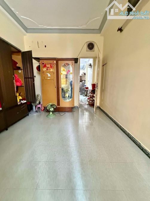 Hẻm 7M thông Lê Hồng Phong. Q10. Gần 50m2. 3 tầng. 4PN. Sổ vuông đẹp. Chỉ 8 tỷ. - 3