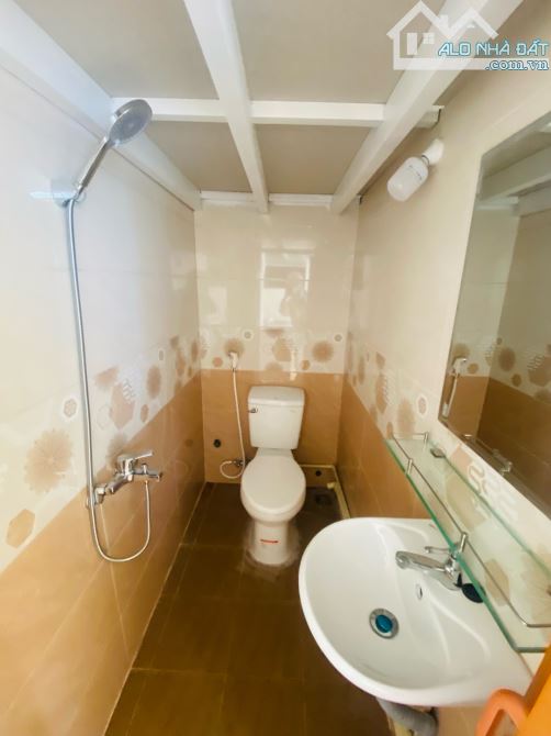 Nhà kiệt hàm nghi, dòng tiền cao, kiệt rộng, thu nhập ổn định - 3