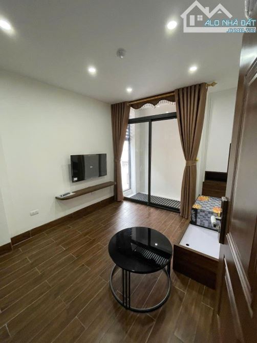 Bán toà CHDV phố Thịnh Quang, lô góc, 92m2 x 7 tầng, dòng tiền 110 triệu/tháng, 5m ra phố - 3