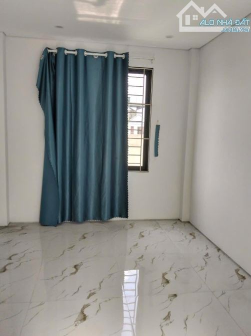 Bán gấp NR 4PN 3WC tại Đường Miêu Nha, Tây Mỗ, Nam Từ Liêm, Hà Nội, 6,5 tỷ, 40m2 - 3