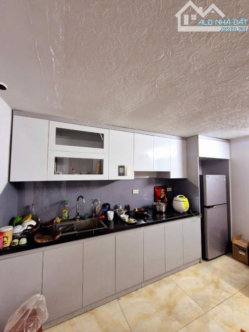 BÁN GẤP NHÀ ĐẸP KHƯƠNG TRUNG THANH XUÂN - LÔ GÓC - NGÕ Ô TÔ 40M2 NHỈNH 8 TỶ - 3