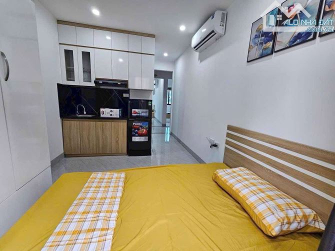 Bán Nhà đầu tư - 10 phòng cho thuê - dòng tiền 60tr/tháng -dt 66m2 tại Cầu Giấy - 3