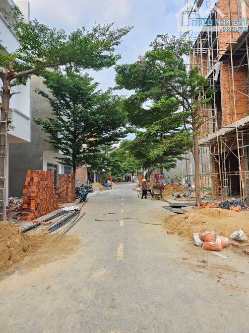Bán nhà 1T2L 5x13m hoàn công, đường N1 KDC U&I p.An Phú, full nội thất - 3