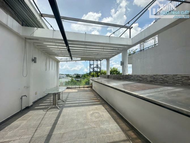 Nhà 3 tầng xây tâm huyết – hẻm tải tránh - Thạnh Lộc Quận 12 – ngang 5m – giá 5.7 tỷ - 3