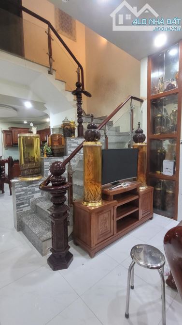 Bán Gấp Giá Rẻ Nhà 1/ HXH đường lê cảnh tuân Tân Phú 4mx16m 4 Tầng chỉ 7.2 Tỷ - 3