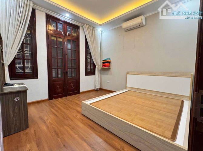 PHÂN LÔ OTO TRÁNH - SẦM UẤT NHẤT ĐỐNG ĐA - PHÁO ĐÀI LÁNG (45M2 * 4T). GIÁ 12.2 TỶ - 3