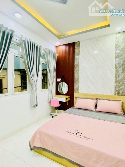 Bán nhà gần công viên Làng Hoa Gò Vấp – 2 lầu ST – hẻm xe hơi – chỉ 3 tỷ ++ - 3