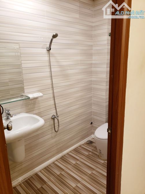 Nhà 2 tầng mặt tiền đường Nghĩa Thục P6Q5, giá 10.8 tỷ - 3