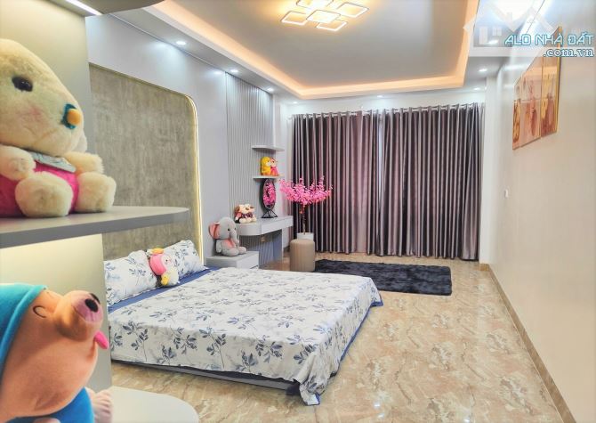 BÁN NHÀ PHỐ QUAN NHÂN – Ô TÔ TRÁNH – KINH DOANH – GẦN HỒ - GIÁ 12.5 TỶ - 3