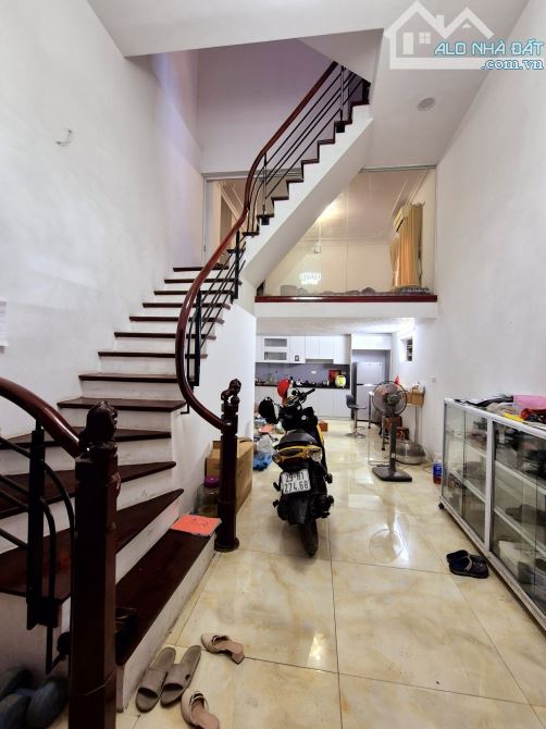 Oto - Gần phố Khương Trung - 40m2 - 5 Tầng, MT 4,1m, Giá chỉ 8,5 tỷ! - 3