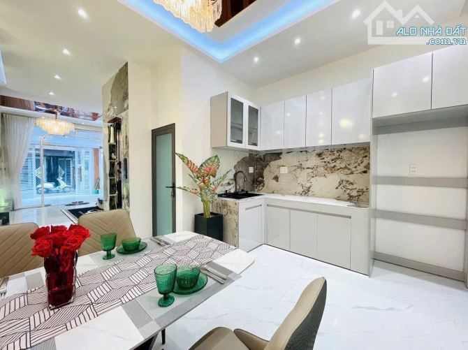 64m2, BÁN NHÀ 5 TẦNG, MẶT TIỀN NGUYỄN VĂN LƯỢNG, GÒ VẤP, NHỈNH 10 TỶ - 3