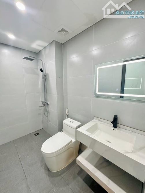 NHÀ DÂN XÂY - TẠI PHƯƠNG CANH - 38M2 - GẦN KV MỸ ĐÌNH - SÁT PHỐ - CHỈ 5 TỶ 2 - 3