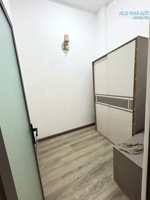 NHÀ ĐẸP 2 TẦNG - DT: 32M2- HUỲNH TẤN PHÁT- PHÚ THUẬN - QUẬN 7- GIÁ 3.950 TỶ - 3