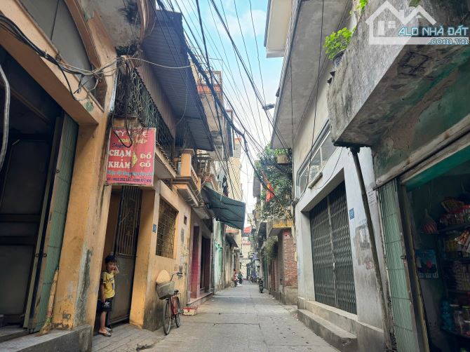 📣 em thừa 1 lô số 2 – giá cực mềm chỉ 1,65 tỷ 📣 📍 Vị trí đẹp – khu dân cư yên tĩnh, ngõ - 2