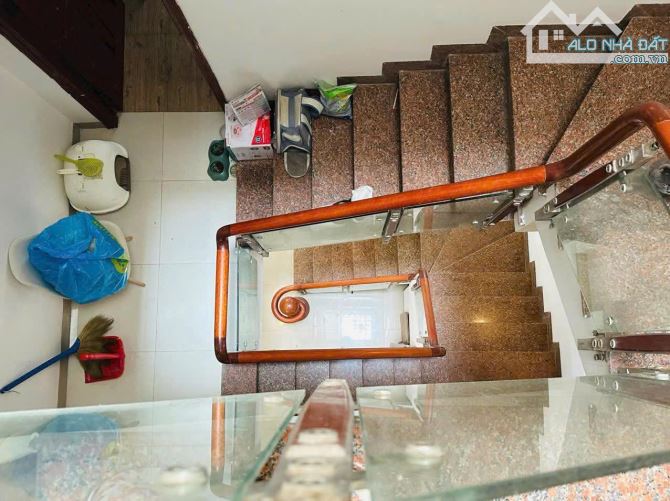 💥BÁN NHÀ 3 TẦNG KIÊN CỐ KIỆT THÔNG TỨ HƯỚNG - MẸ NHU - 80M2 - 6 PHÒNG NGỦ - 3
