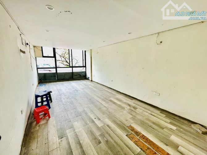 Bán nhà mặt phố Văn Cao, Ba Đình. 47m2 x 5T, MT 4m, vỉa hè oto. KD. 36,3 tỷ. - 3