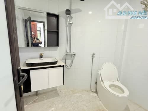Tôn Đức Thắng nhà mới 6 tầng thanh mới đẹp long lanh - 3