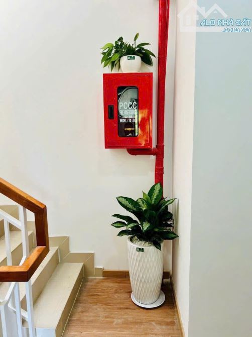 Bán Khách sạn 6 lầu MT Hà Huy Giáp 202m2 (6.5x31) 32PN DT 100tr gần cầu Phú Long 26 tỷ. - 3