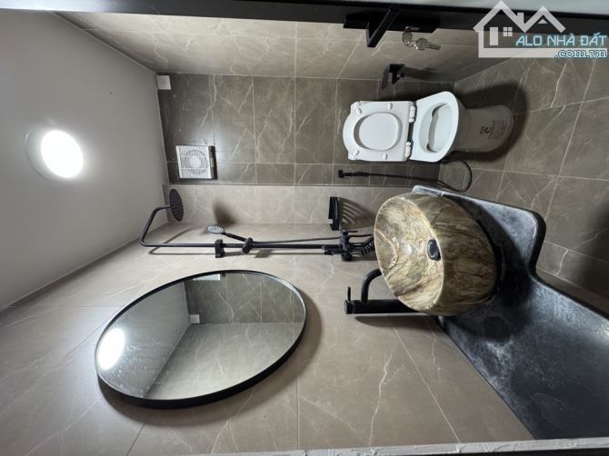 Nhà Kim Giang diện tích 50m2 x 5tầng, cực đẹp, mới, giá chỉ 7.68 tỷ, ngõ 4m - 4