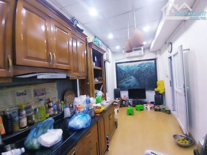 MẶT PHỐ - LÔ GÓC - MẶT TIỀN SIÊU RỘNG - VỈA HÈ MIÊN MAN - ĐƯỜNG 2 CHIỀU Ô TÔ TRÁNH - KINH - 4