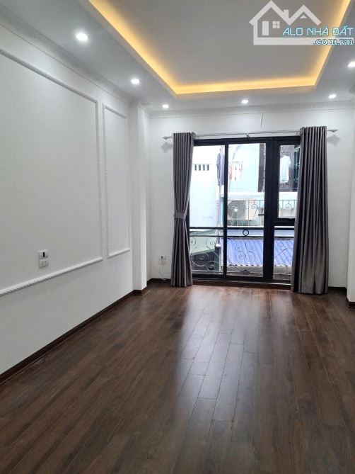 4 CĂN LIỀN KỀ NGÕ 10 LÁNG HẠ - 5T30M2 - NHÀ MỚI XÂY - NGÕ 3 GÁC THÔNG THÀNH CÔNG - 7.05 tỷ - 4