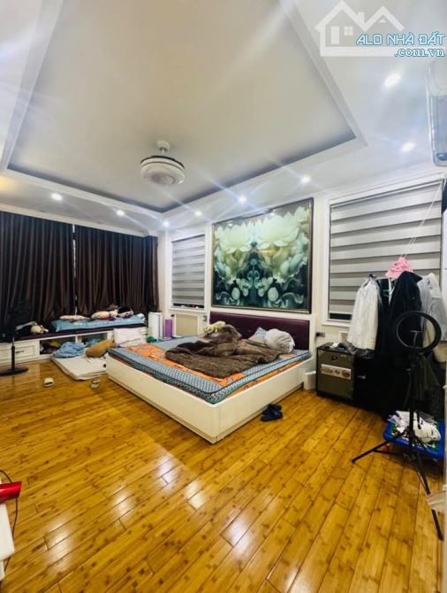 BÁN NHÀ PHÂN LÔ LƯƠNG ĐÌNH CỦA – VIEW HỒ – GARA Ô TÔ – 128M² x 4 TẦNG – CHỈ 27,5 TỶ - 4