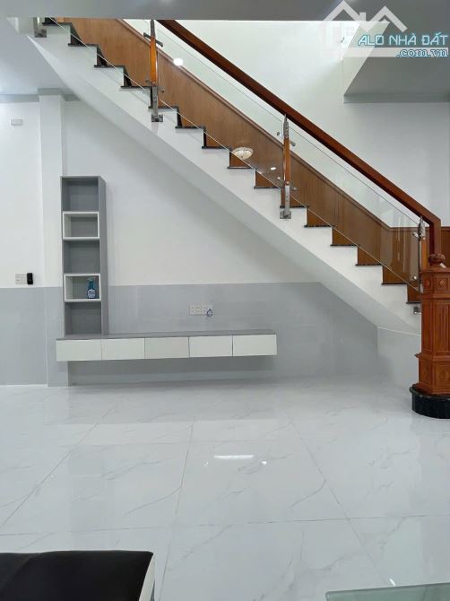 BÁN NHÀ SỔ HÔNG RIÊNG THỔ CƯ ,ĐƯỜNG NHỰA RỘNG 12m.  THUỘC PHƯỜNG TRẢNG DÀI - 4