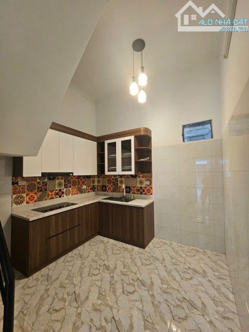 Bán Nhà Dân Xây Cổ Linh, Long Biên 42m2, 3T, chỉ 6,4 tỷ (ô tô đỗ cách nhà 15m) - 4