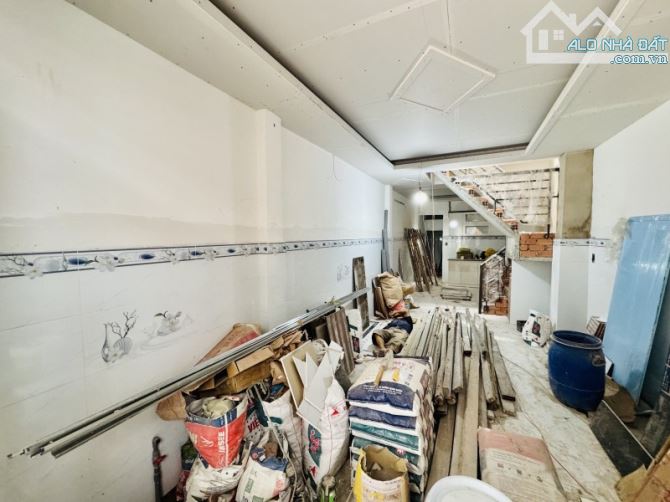 Nhà mới Trịnh Đình Trọng_ Phú Trung Tân Phú. DT 34m2. 2 tầng. 3.1m x 11m. Giá 3.9 tỷ - 4