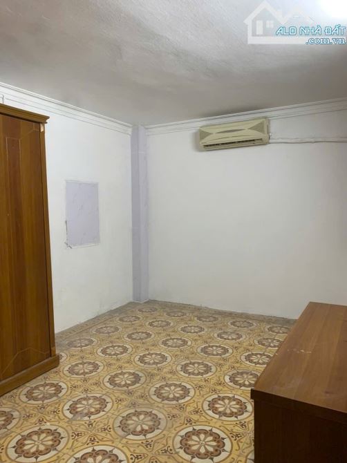 Cho thuê nhà Trần Khát Chân 3 tầng, 30m2, 2 ngủ, 7 Triệu, đóng 1 cọc 1 ở gđ, nhóm - 4