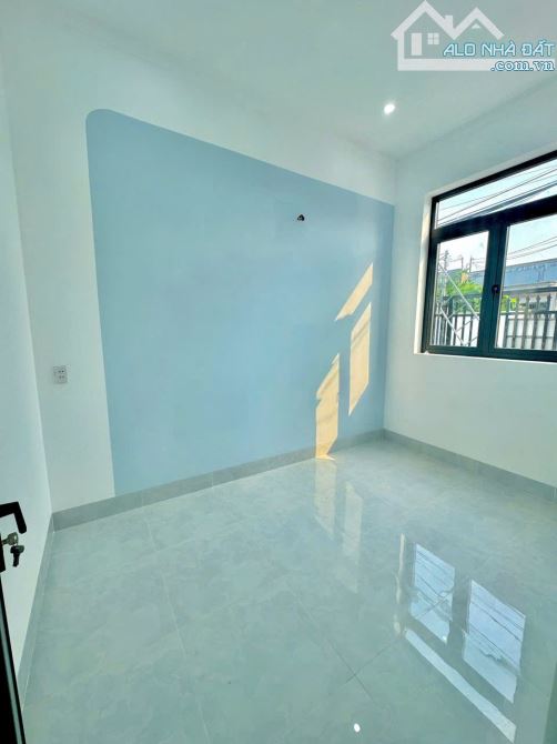 BÁN NHÀ 140M2 KP7 TÂN PHONG SỔ RIÊNG CHỈ 3,2 TỶ - 4