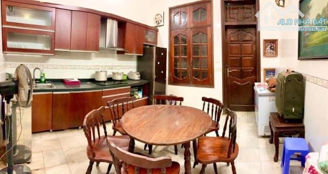 BÁN NHÀ NGÕ 133 THÁI HÀ -QUẬN ĐỐNG ĐA DT94 4 4.5  20TỈ - 4