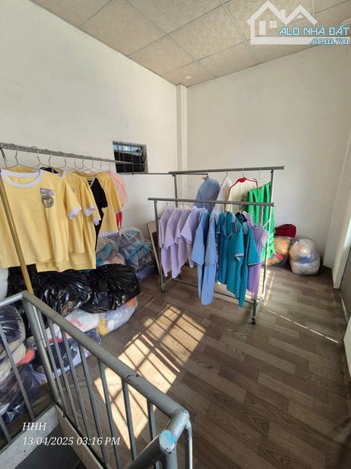 Nhà c4 có gác (4x15) 2/ Quốc Lộ 1A, P.Tân Thới Hiệp, Quận 12 - 4