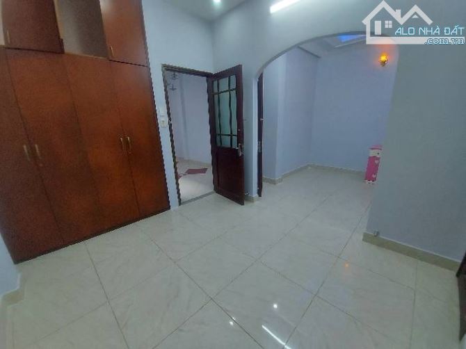 MẶT TIỀN ĐƯỜNG SỐ 6 - NGAY NGUYỄN THÁI SƠN - GÒ VẤP. 115m2 - 3 TẦNG SỔ NỞ HẬU TÀI LỘC 6.5m - 4