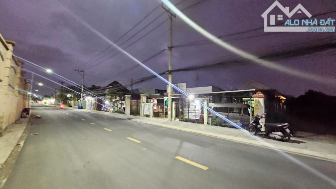 Bán đất 6x37m, mặt tiền Trần Quang Diệu p. Tân Bình gần Vòng Xoay An Phú - 4