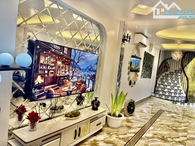 Bán nhà  Hoàng Hoa Thám, Ba Đình - Nhà phân lô - ngõ ô tô đỗ cửa - 56m x 4T, 16.3 tỷ - 4