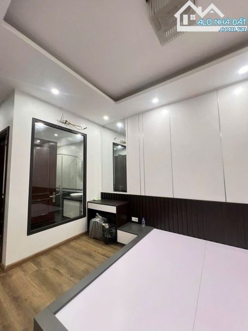 Cực hiếm - Bán nhà  Giảng Võ, Ba Đình - Nhà phân lô - ngõ ô tô đỗ cửa - 53m x 4T, 16.4 tỷ - 4