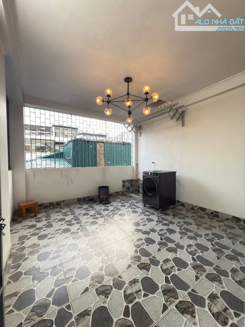 40M RA PHỐ QUAN NHÂN - 2 THOÁNG TRƯỚC SAU - NỞ HẬU - TẶNG FULL NỘI THẤT - 8.75 TỶ - 4