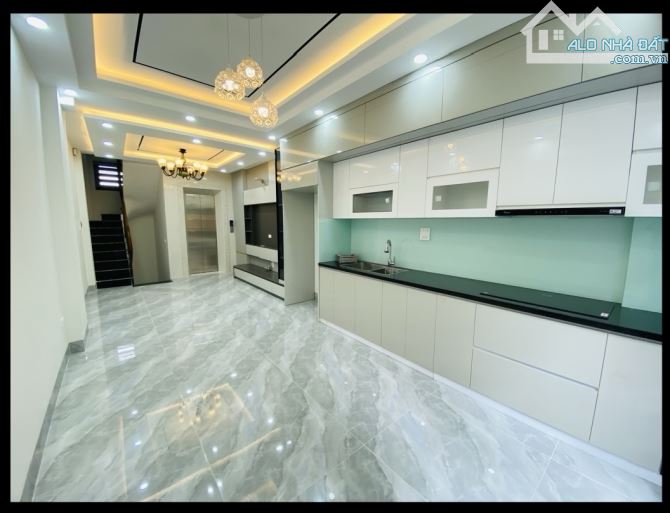 HOA HẬU PHỐ ĐỨC GIANG,XÂY MỚI,37M,6 TẦNG,THÁNG MÁY,NỘI THẤT NHẬP KHẨU,GIÁ 8,5TỶ,Ô TÔ THÔNG - 4