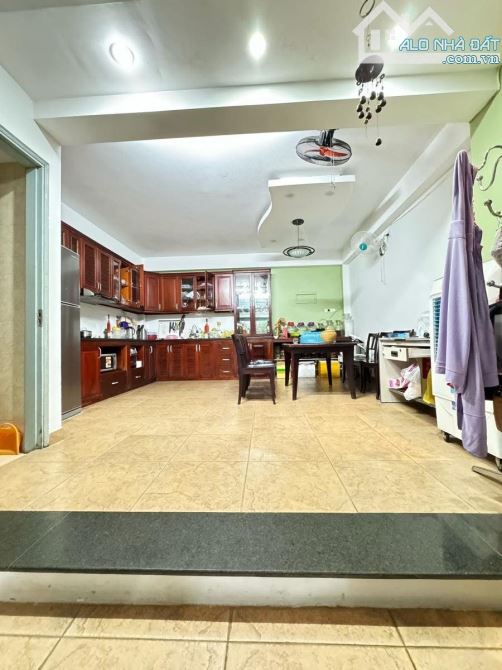 Giá chỉ 19,3 tỷ nhà đẹp trương định 5 tầng có ô chờ thang máy ngõ 7m 3 ô tô tráng - 4