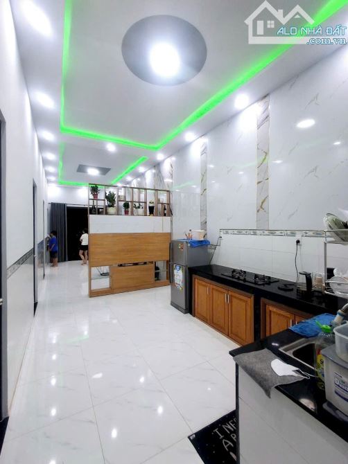 BÁN NHÀ 150M2 SỔ RIÊNG THỔ CƯ KP1 TÂN HIỆP CHỈ 3.9 TỶ - 4