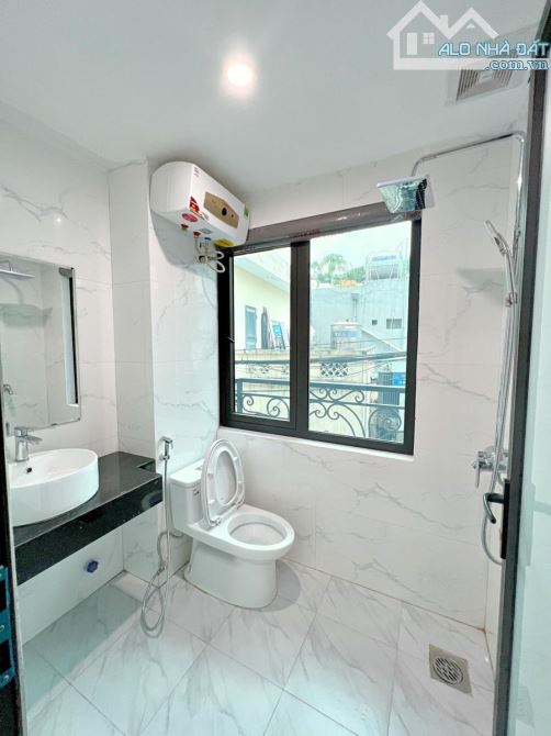 Bán nhà Cầu Giấy - Lô góc 115m²/ Ô tô tránh/ 8 tầng/ mặt tiền 7.6m/ Dòng tiền 130tr/ tháng - 4