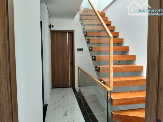 Bán gấp NR 4PN 3WC tại Đường Miêu Nha, Tây Mỗ, Nam Từ Liêm, Hà Nội, 6,5 tỷ, 40m2 - 4