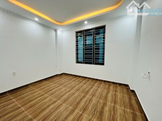 Bán nhà 3 tầng mới tinh tại Cam Lộ, Hùng Vương, Hồng Bàng, Hải Phòng. Giá chỉ 2,0x tỷ - 4