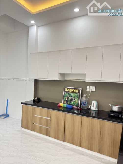 Cho thuê nhà Mt nội bộ khu cao lỗ sát tạ quang bửu- 4m x20m- 80m.2- 1Trệt 2 Lầu +ST-F4 Q8 - 4